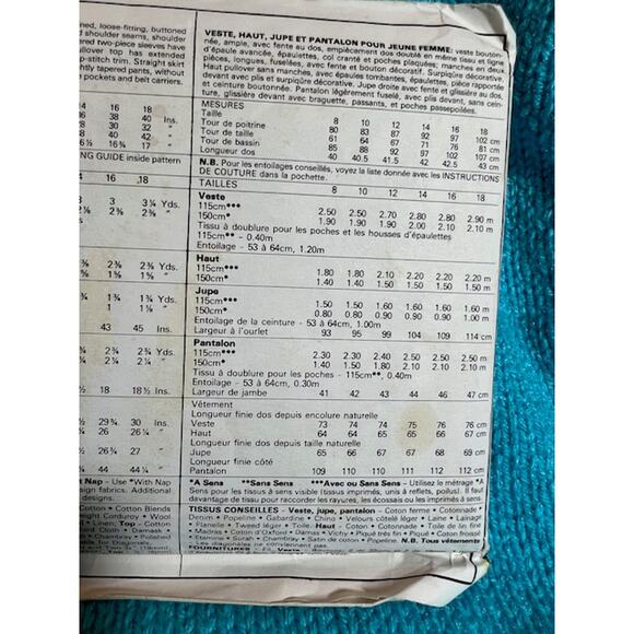 McCalls Sewing pattern 2372 blouse top skirt pants size 12 - Picture 5 of 5